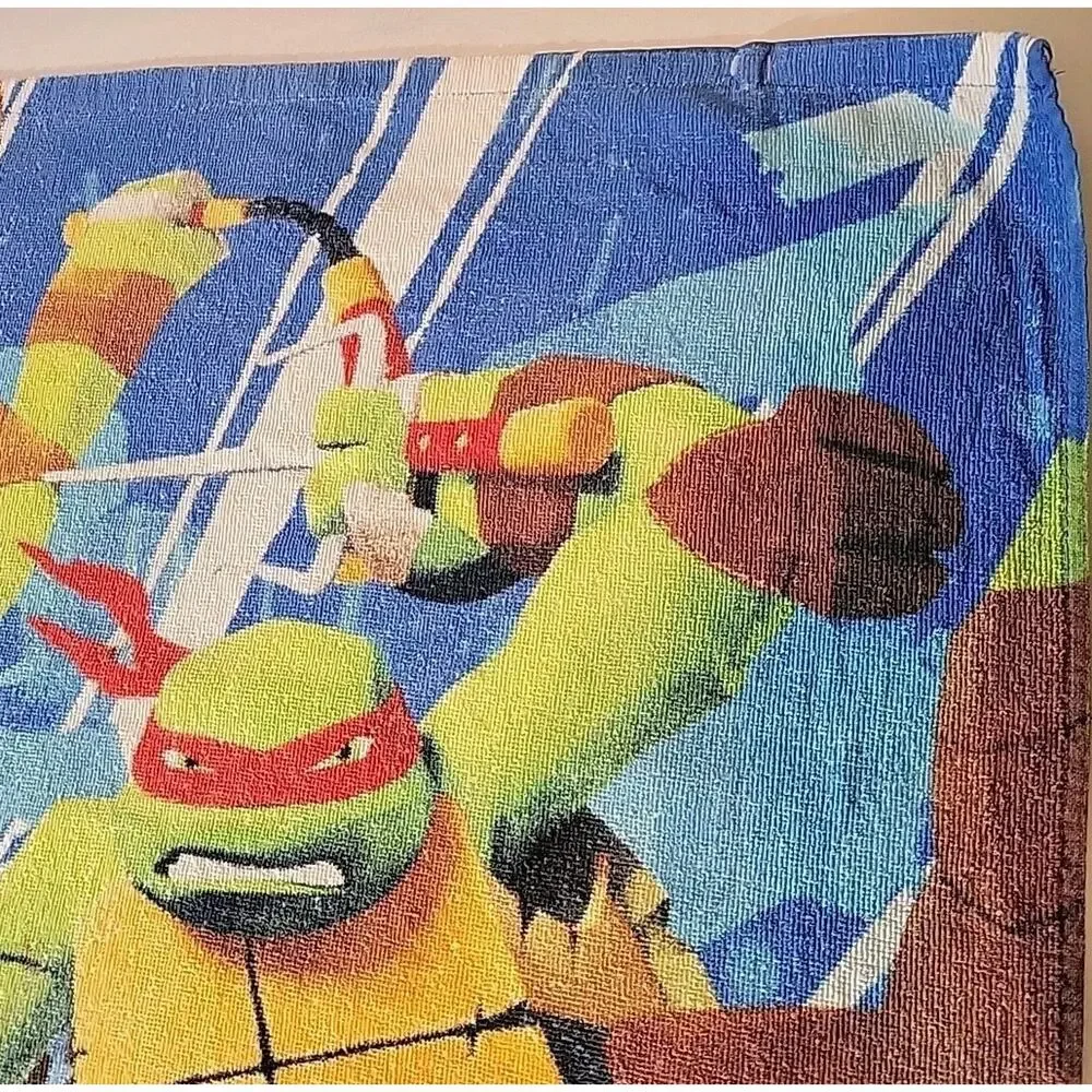 Y2K Nickelodeon 2014 Teenage Mutant Ninja Turtles Beach Bath Towel 28